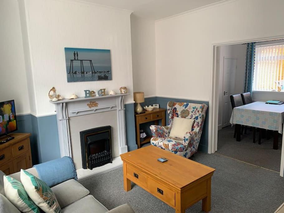 A Bolt Hole By The Beach On The Northumberland Coast Woodhorn Exterior photo